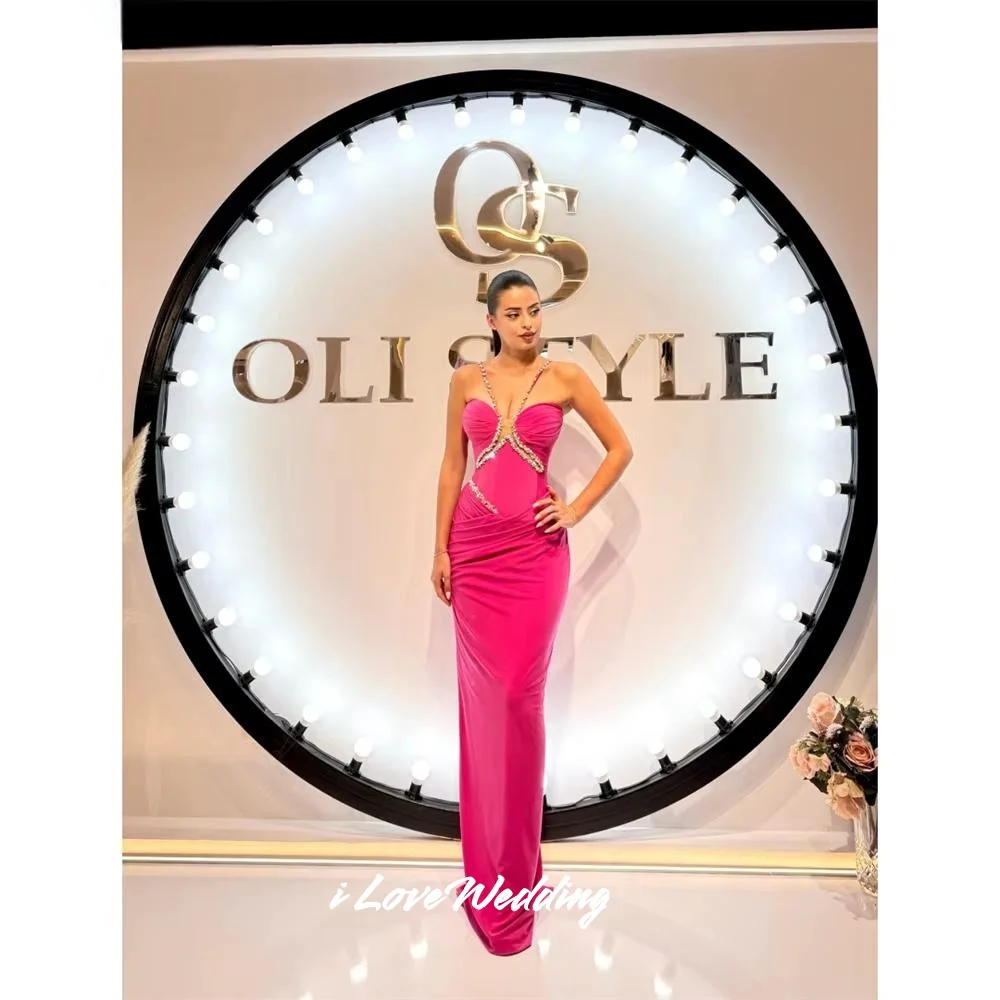 Rose Red Halter Hals Uitgesneden Plooien Galajurk Kristal Zeemeermin Vestidos De Noche Vloerlengte Avondjurken Geplooid Op maat