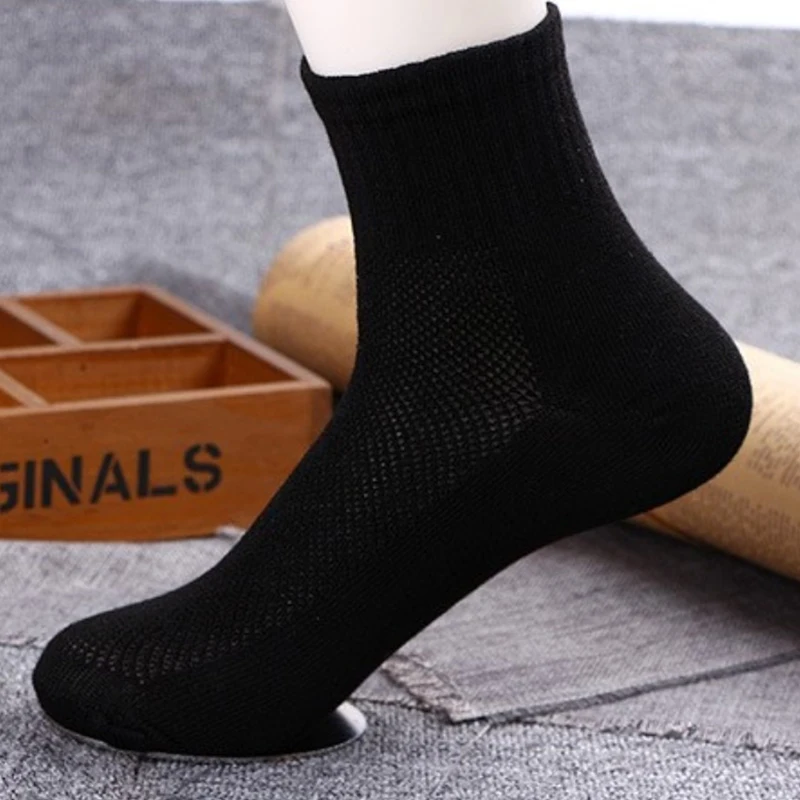 Men's Socks Solid Color Mesh Spring And Summer Mid-Calf Short Socks