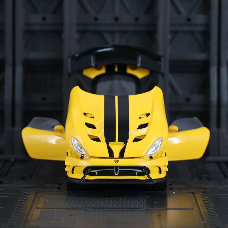 

1:32 viper alloy car model steering shock absorption children's acousto-optic toy rich details, fine workmanship, good quality