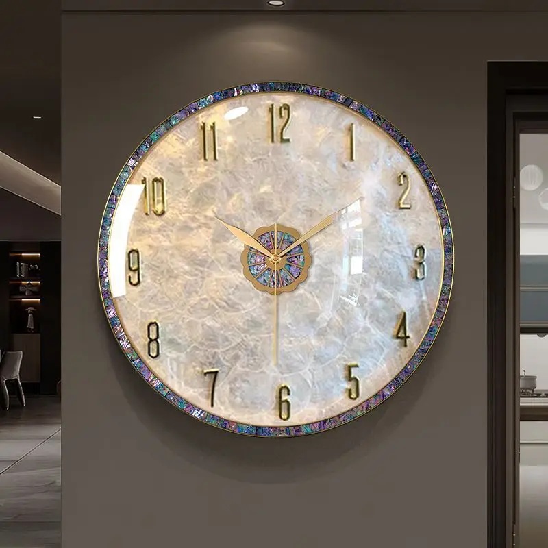 Light Luxury Shell Wall Clock 2024 High end Creative Clock Wall Hanging 2023 New Living Room Luxury Atmosphere