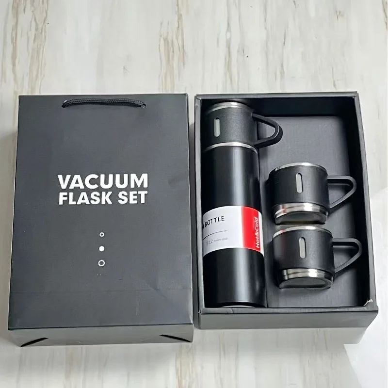 Stainless steel insulated cup, double-layer vacuum water bottle, high insulation and cold retention, one cup with three lids