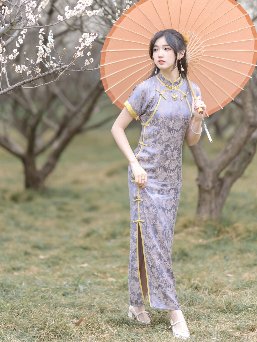 

Chuan Dai Timel Jiangnan Sle Women's Full-Length Floor-Length Embroidered Satin Color Blo Open-Collared Spri...