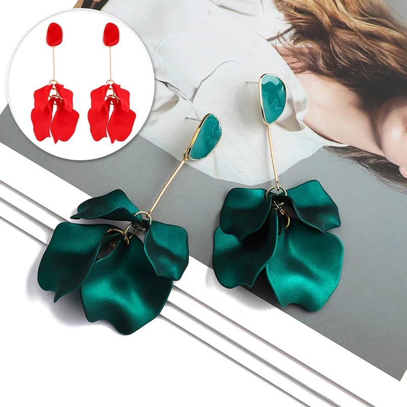 Romantic Sweet Acrylic Petal Long Dangle Drop Earrings For Women Fashion Luxury Flower Tassel Pendant Ear Jewelry Accessories