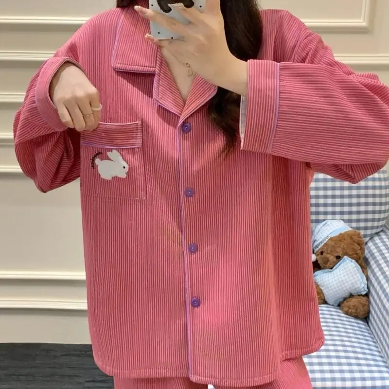 بيجامة أرنب مخططة حلوة جديدة لعام 2025 للنساء لخريف وشتاء سميكة ودافئة من القطن ملابس خارجية طقم ملابس منزلية #1