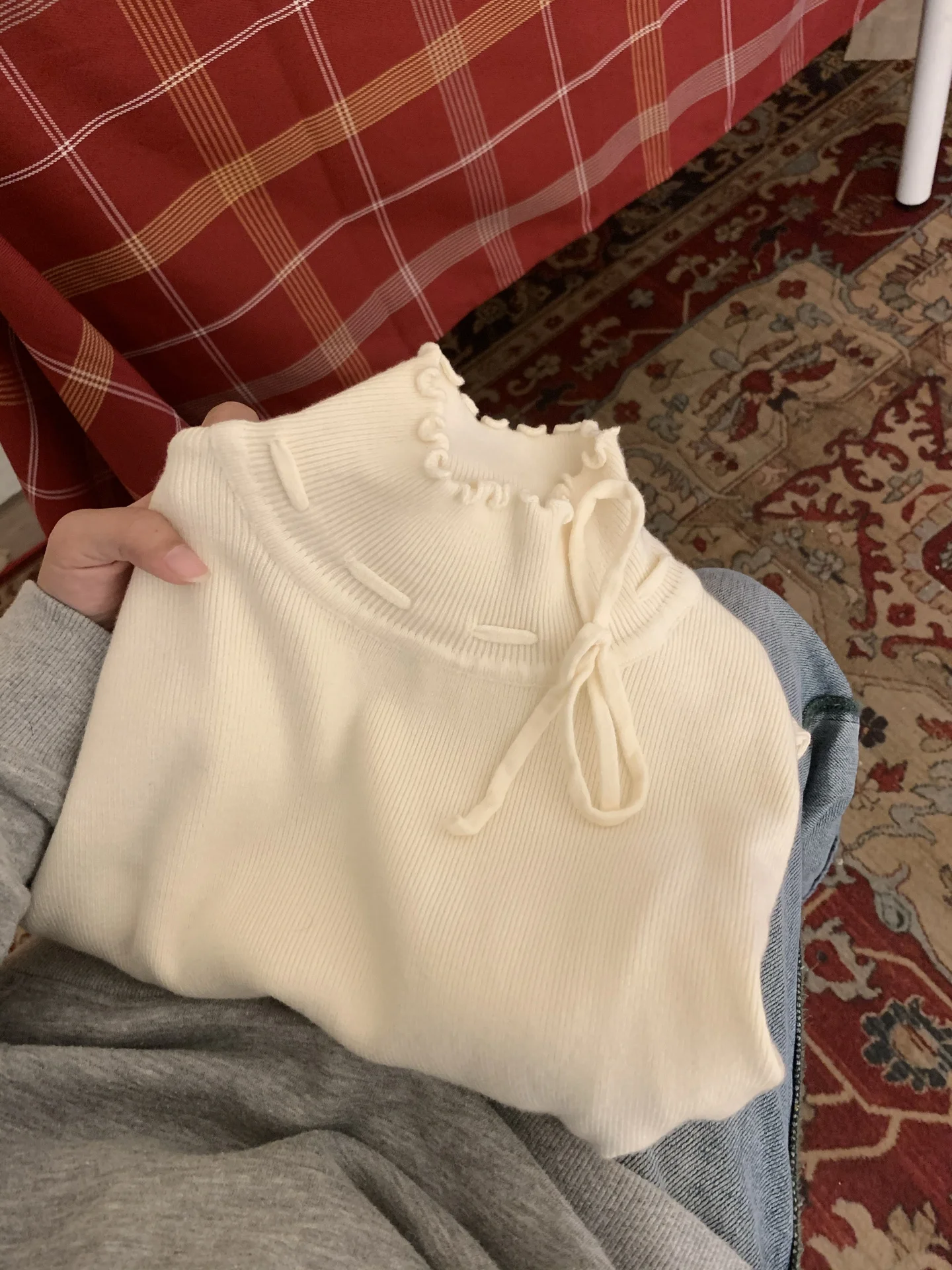 

Кружево с цветочным принтом в стиле ретро, свободный вязаный длинный воротник-свеча, женская корейская новая версия, повседневная внутренняя одежда, футболка...