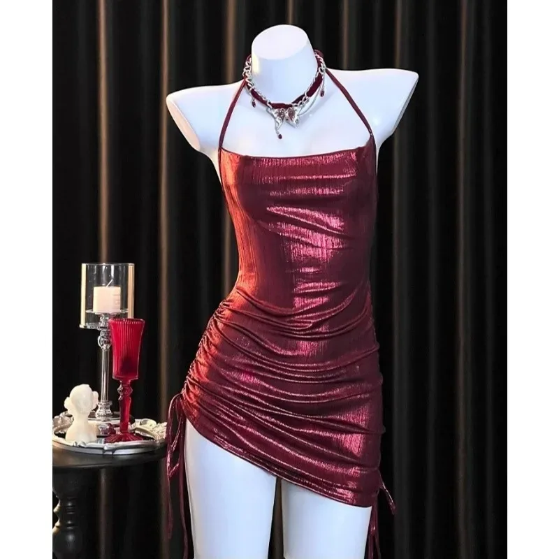 

Slim-fit Lace Sleepwear with Waist Cinching Design,Elegant Feminine Style,Romantic Home Nightdress for Women,Soft Mesh Fabric