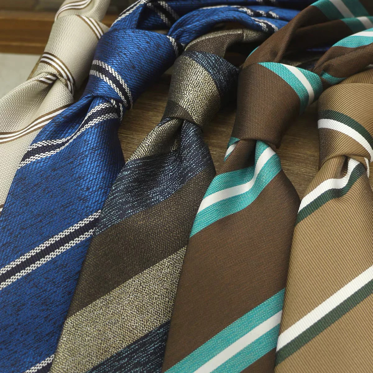New 8CM Formal Dress Business Striped Neckties Men's Polyester Jacquard Floral Dots Neck Ties Daily Shirt Banquet Accessories