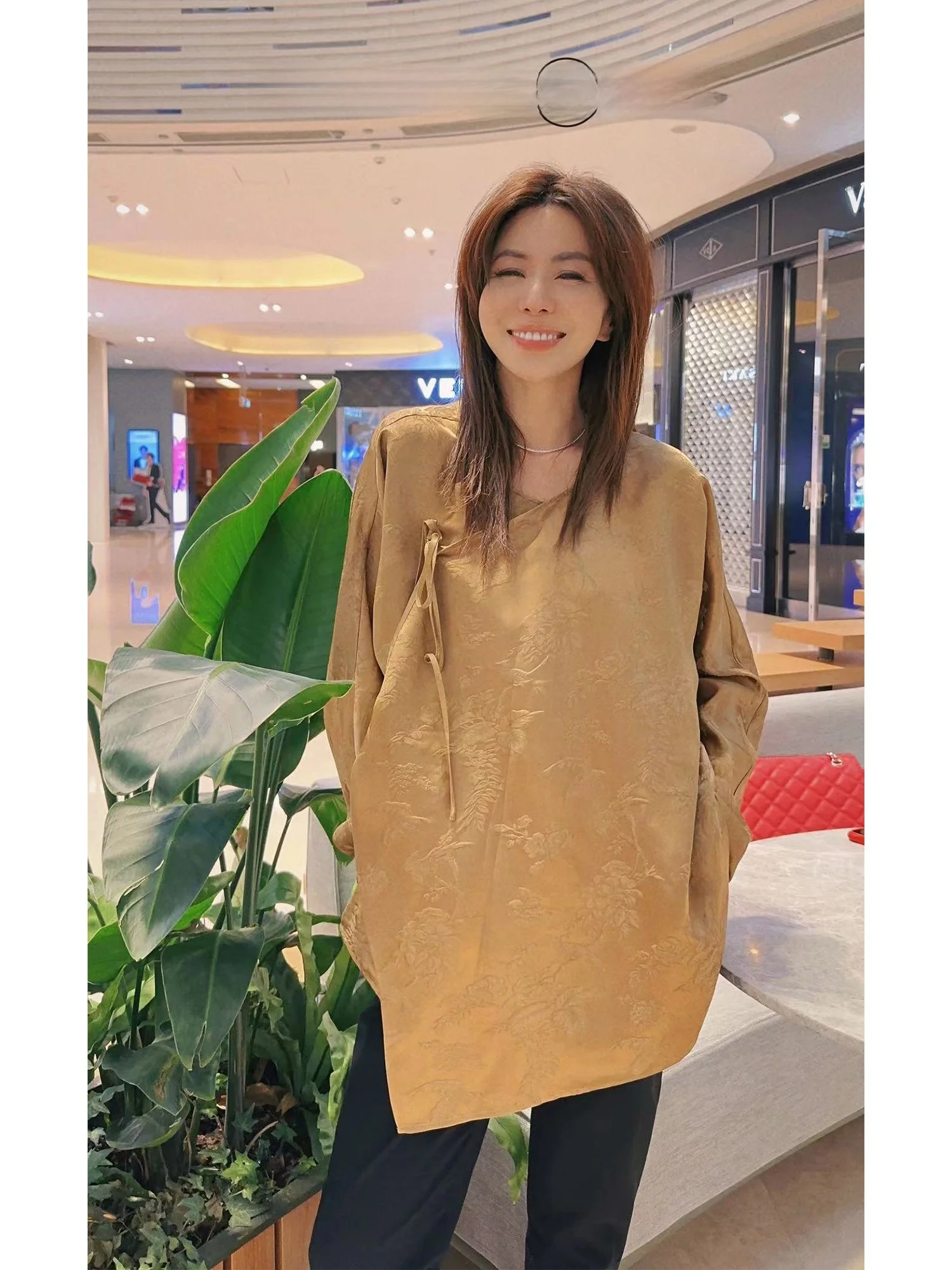 

New Chinese Sle Gold Cup Celebration Embroidered Belted Top by Tang Jialing Sister Soft Breathable Silk Women's irt