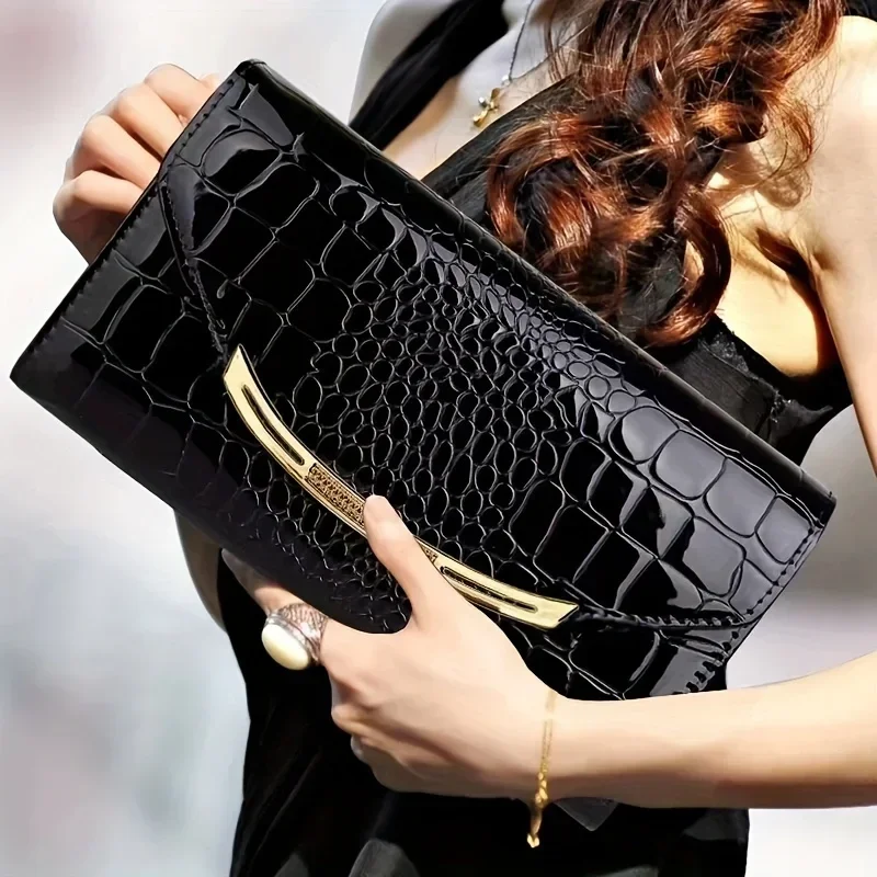 

Women's fashion crocodile gold clutch elegant business commuter shoulder bag