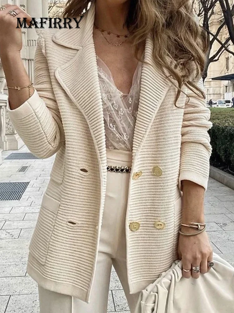 

Women Streetwear Casual Loose Button Coat Elegant Office Lady Solid Lapel Outerwear Autumn Long Sleeve Patchwork Pocket Jackets