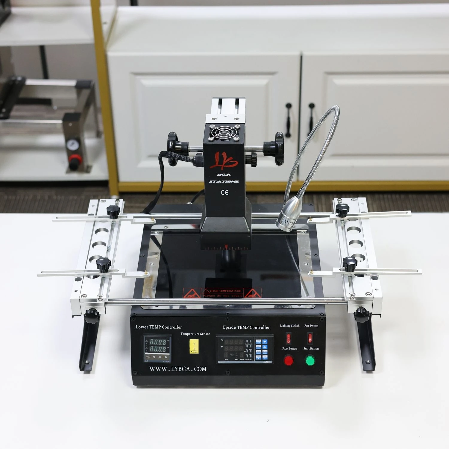 IR6500 Stazione di rilavorazione BGA Sistema di saldatore a saldare Controllo della temperatura ad anello chiuso con cavo USB per la riparazione della saldatura