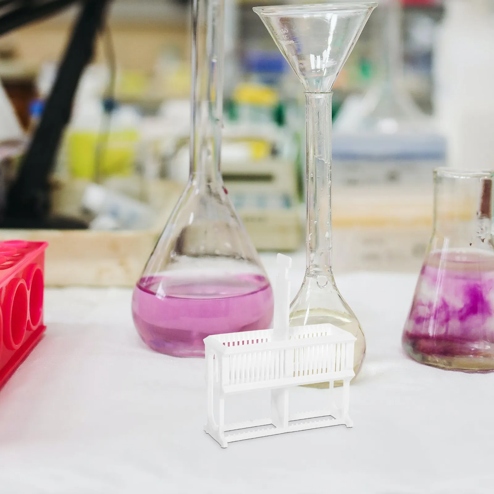 

Compact Microscope Slides Staining Rack Plastic Slide Holder for Lab Research School Use Multipurpose Sturdy Build