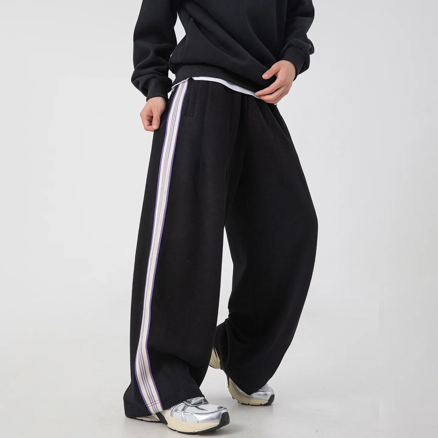 

TFETTERS Autumn Winter Men's Casual Pants 2025 New Fashion Stitching Design Sweatpants Men Elastic Waist Loose Fitness Pants