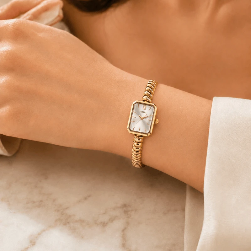 Top Brand Luxury Gold Watch for Women Mini Square Exquisite Ladies Quartz Watch Fashion Jewelry Woman Bracelet Wristwatch