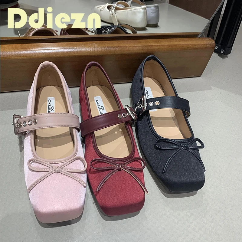 Damskie buty na modna klamra pasku styl Lolita na co dzieล pลytkie damskie buty baletowe z motylem Mary Janes