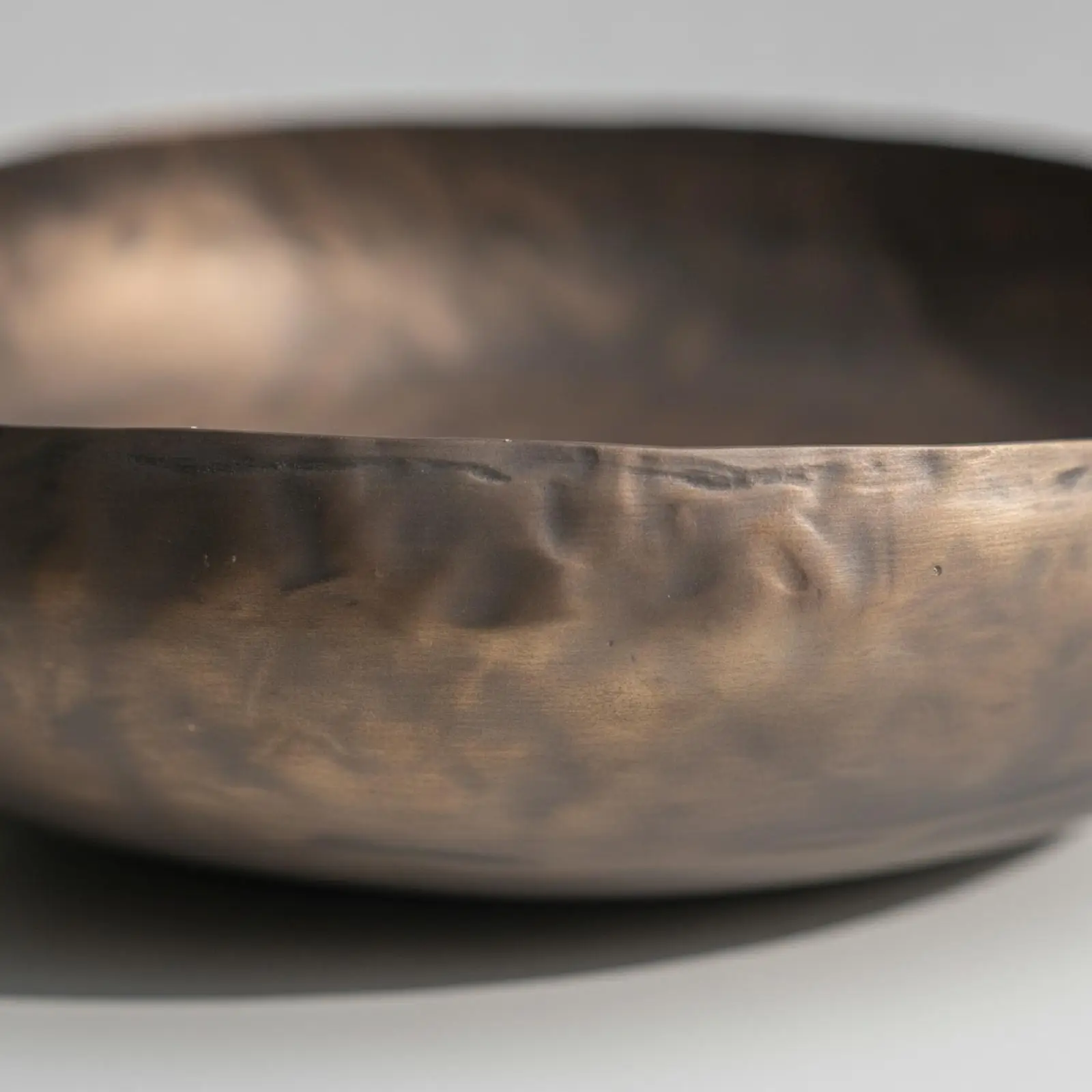 Lightweight Metal Decorative Tray for Fresh Produce Storage Kitchen Counter Rustic Bronze Serving Bowl