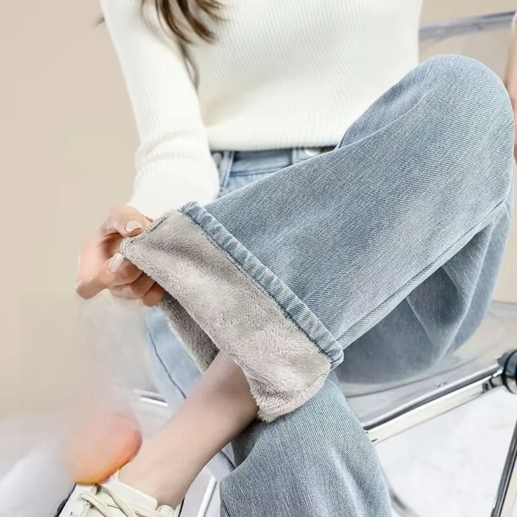 Damskie ocieplane jeansy z szerokimi nogawkami, wysoki stan, wyszczuplające, proste spodnie, jesienno-zimowe, ciepłe, uniwersalne, dżinsy studenckie.