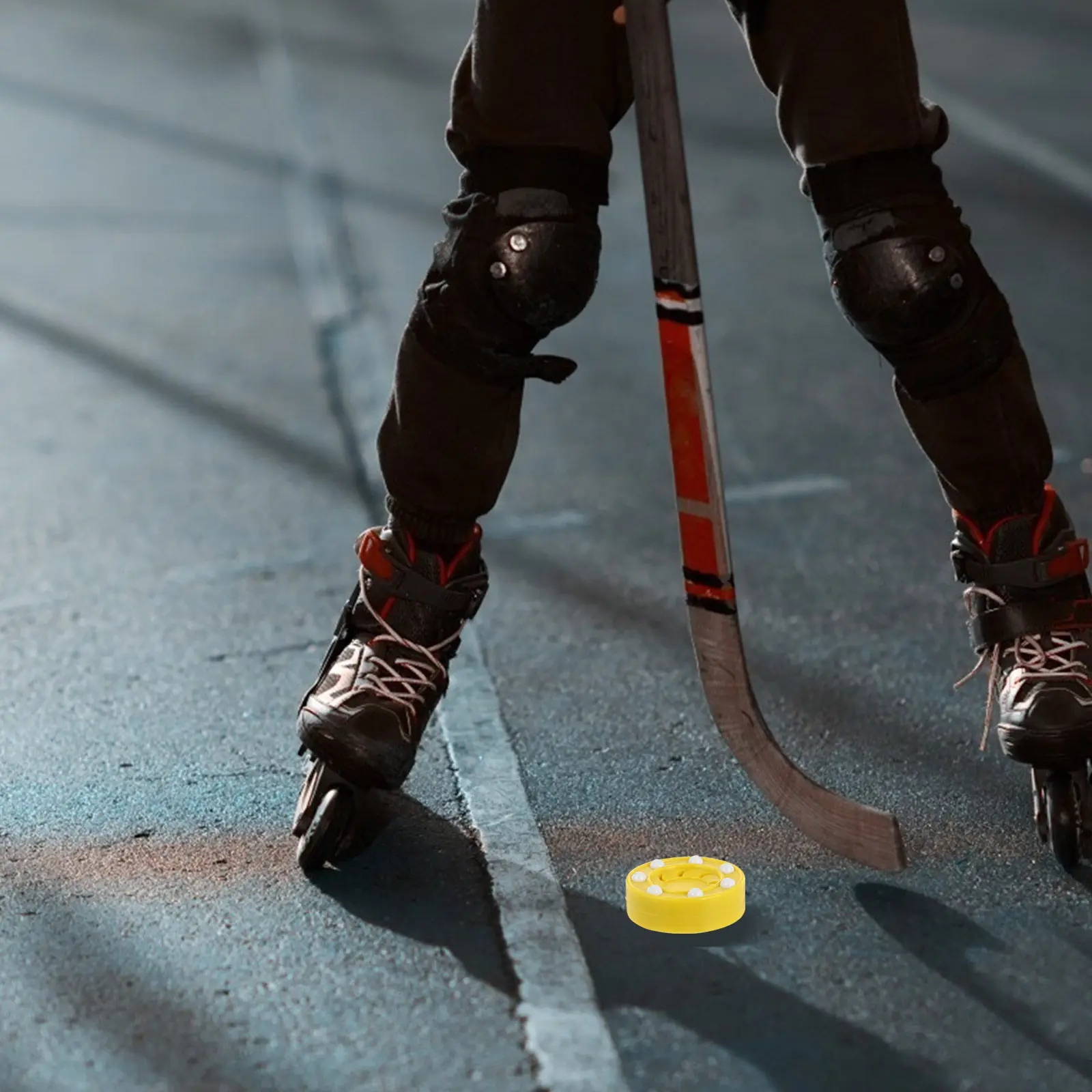 

1Pcs Roller Hockey Game Puck PP Material Lightweight High Density for Fast Smooth Glide on Indoor Outdoor Surfaces Court Ice