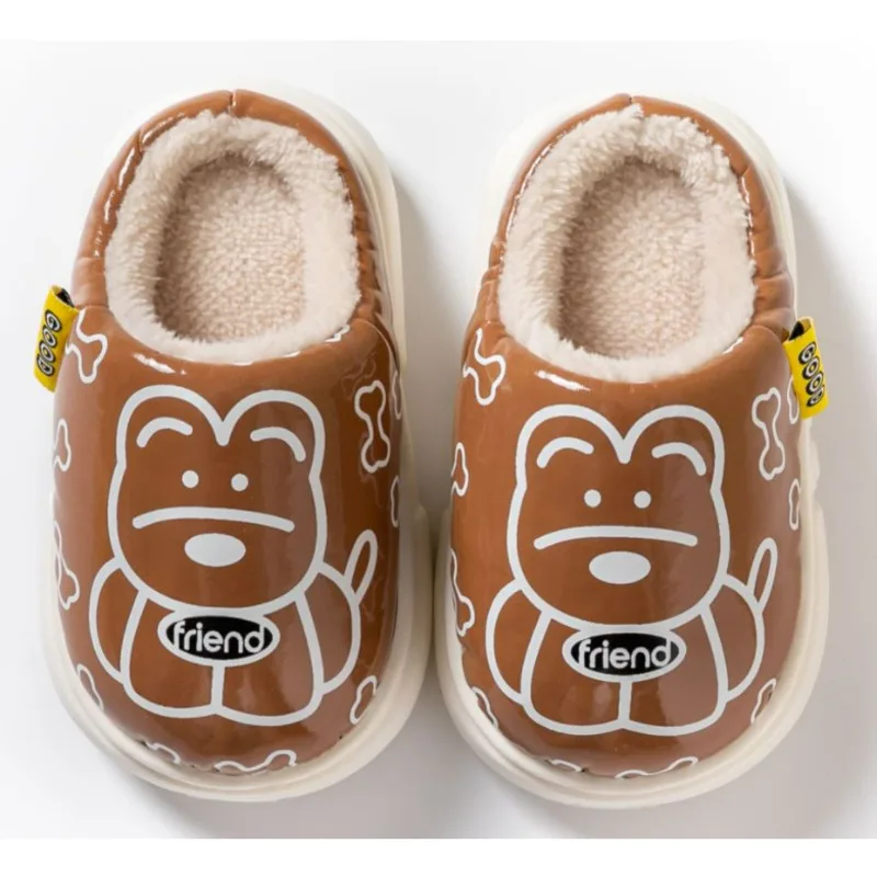 Zapatos de invierno de oso de dibujos animados para niños, zapatillas de piso cálidas de felpa para niños y niñas, suela suave antideslizante, Zapatillas de casa de PU para niños