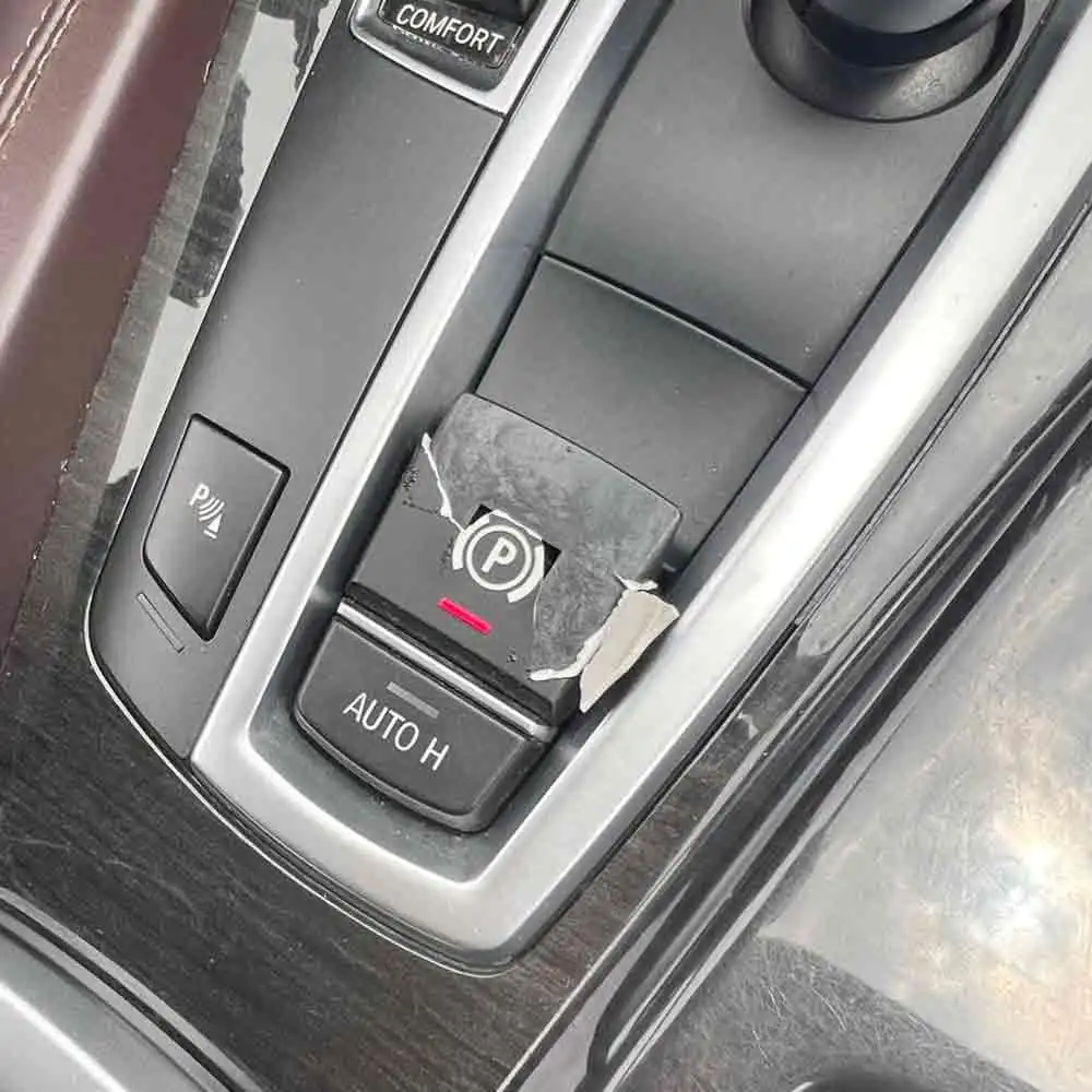 Neu Für BMW 5 7 F01 F02 F07 F10 F11 F18 F30 520 523 730 2009-2017 Auto Handbremse Feststellbremse P Taste Schalter Abdeckung 61312822518