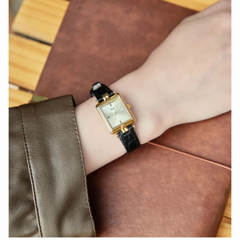 Luxury Women Watch Simple Small Dial Quartz Watches Ladies Rectangle Niche Clock Female Vintage Reloj Wristwatch Reloj Mujer