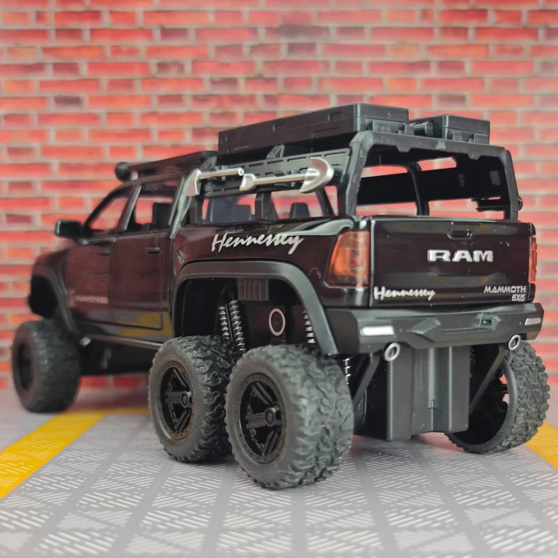 

1:32 Dodge Tyrannosaurus 6X6 модель внедорожника из сплава, коллекция украшений автомобиля, звук и свет отскока, детская игрушечная машинка