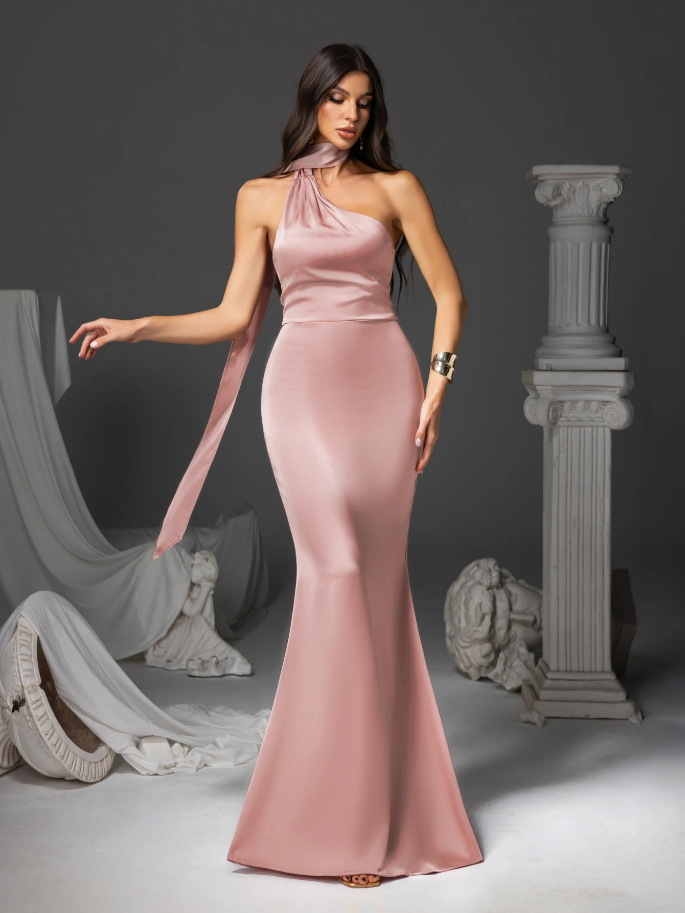 

Розовое платье русалки с открытой спиной для семейных встреч и дней рождения, Элегантное и модное платье, Женское длинное платье, Вечернее платье, Новое платье, Женское вечернее платье, Платье для выпускного вечера, Платье для концертного выступления, Пла