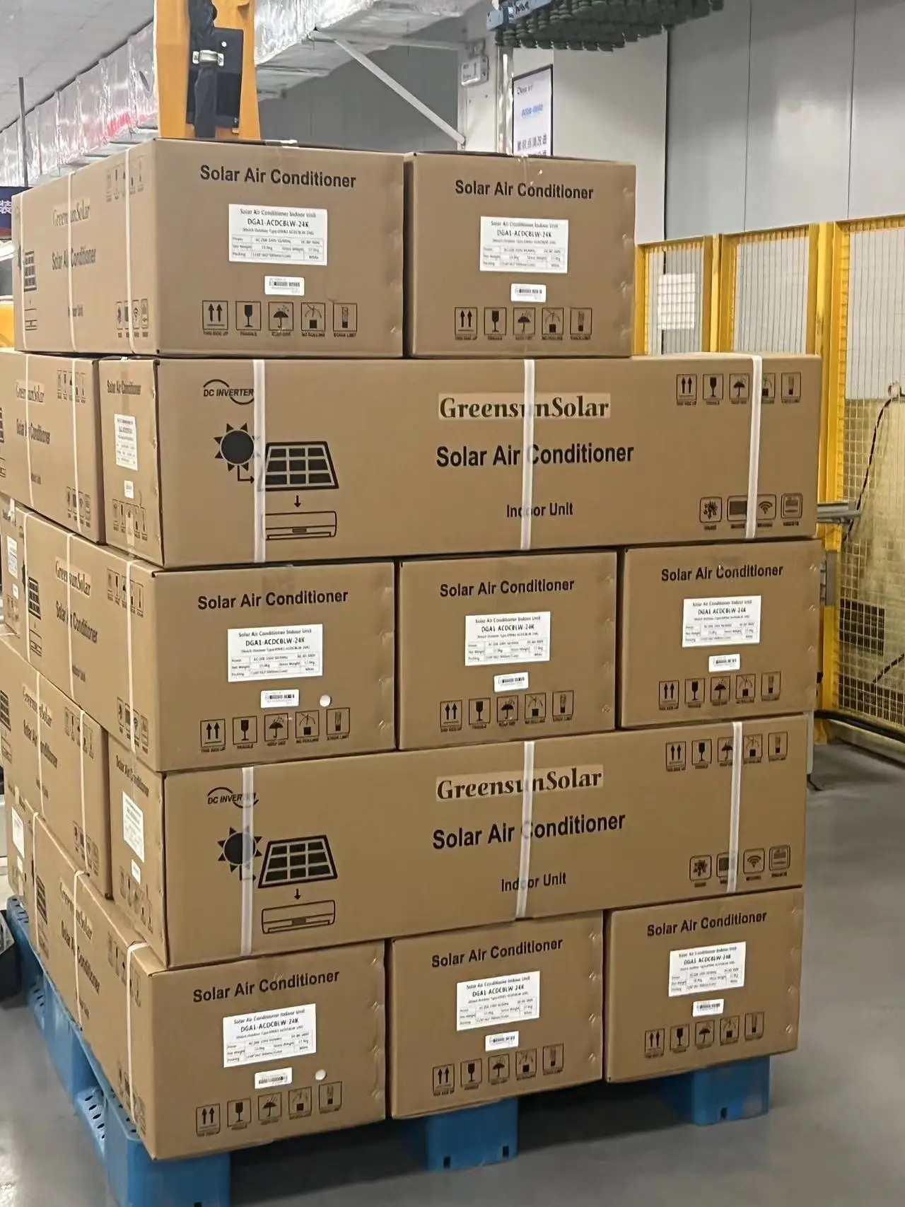 مكيف الهواء الشمسي Greensun 18000BTU Hybrid Off Grid Solar AC DC سعر مكيف الهواء للمنزل