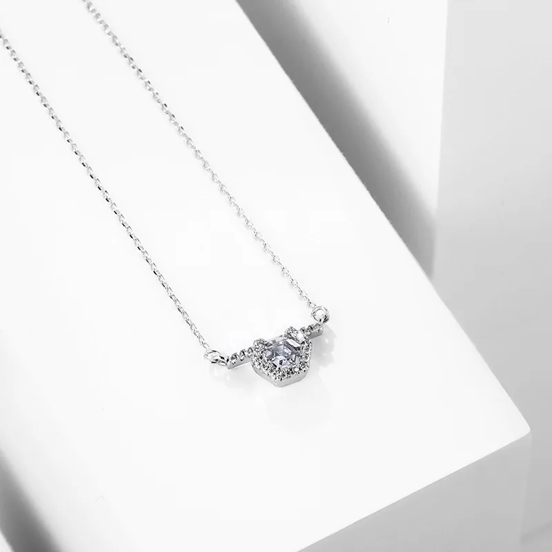 Real 18K White Gold Necklace Pendants Women Classic Tassel Natural Diamond Necklace Girls Anniversary Gift