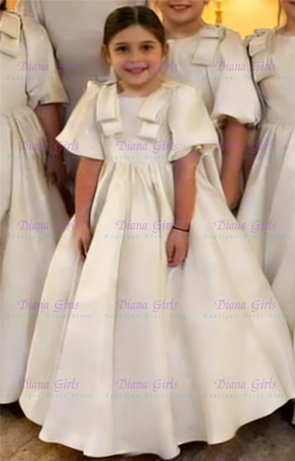 elegante-abito-da-damigella-in-raso-avorio-con-fiocco-applicato-per-matrimoni-compleanni-prima-comunione-e-serate-di-gala