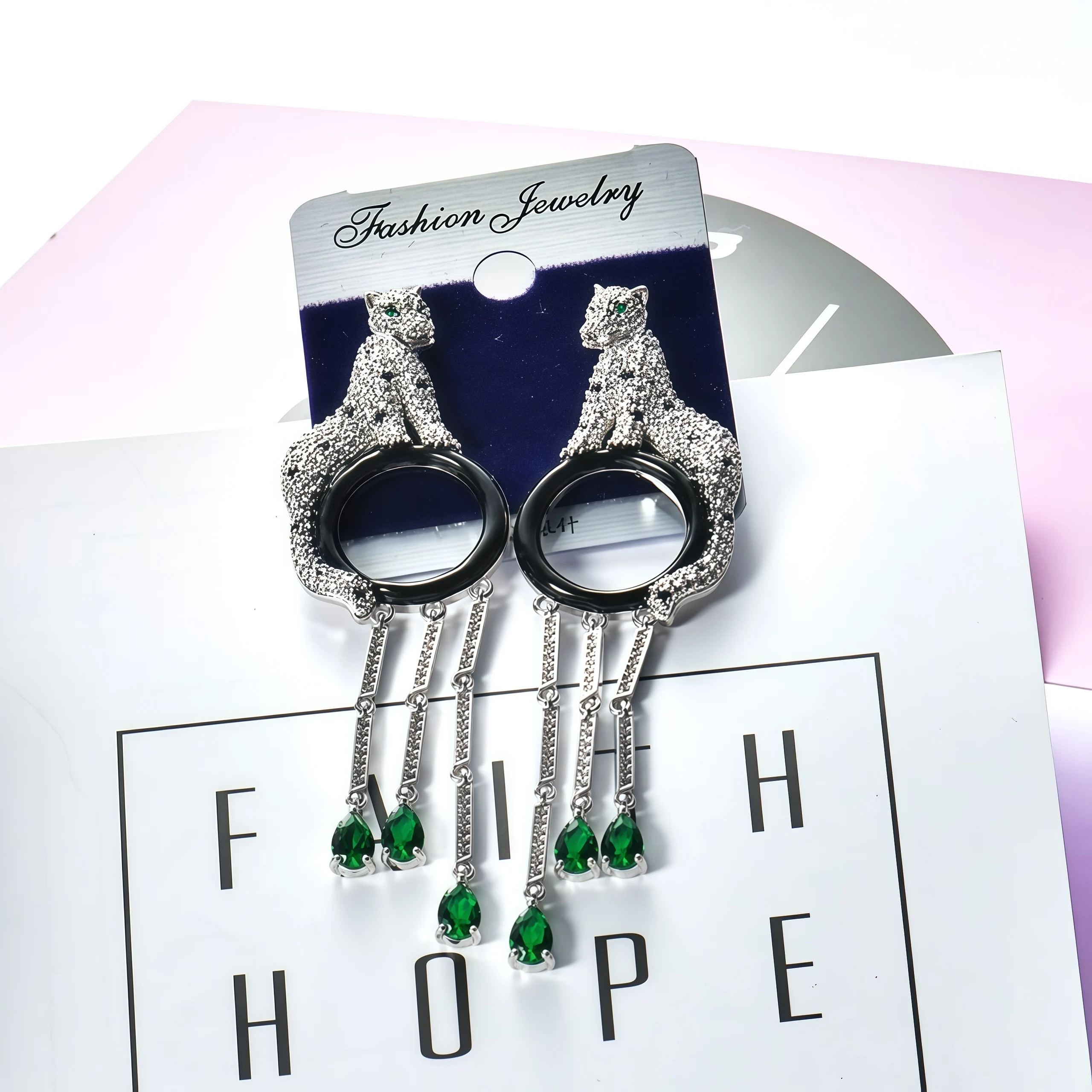 WENXIN Brand MUSHAN MCT Brand New Silver Needle Leopard Earrings With Hollowed Out Diamond Inlaid Zircon Earrings