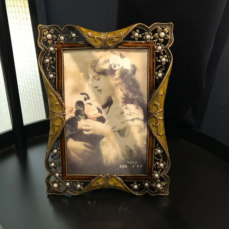 European retro photo frame setting table creative 7 inch 6 seven 10 inch metal wedding dress photo image frame ornament