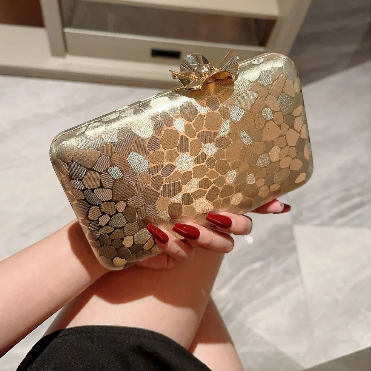 New Stone Skin Evening Bags Gold Leather Wedding Dinner Bags Party Banquet Bags with Chain Mini Pillow Clutch Shoulder Purse