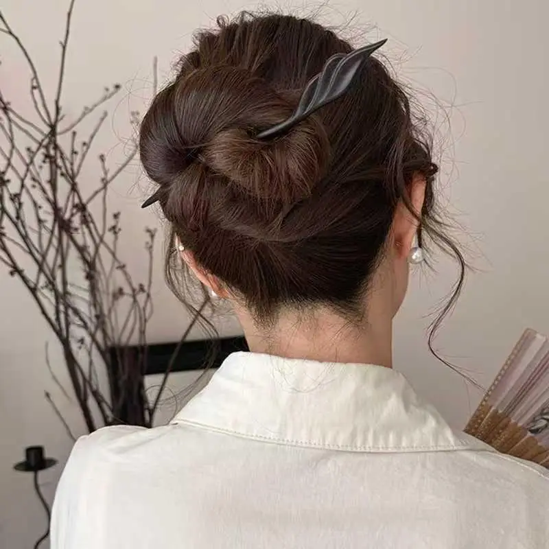 

Wooden Hairp Exquisite Carving Hairpin Ancient Style Hair Accessories New Chinese High-End Sensation Sandalwood Hairpin Hair