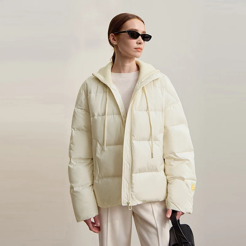 Amii أسفل معاطف 2025 شتاء جديد عادية الصلبة تنوعا الياقة المدورة أسفل سترة للمرأة طويلة الأكمام فضفاضة الدافئة بلوزة طويلة 12514001