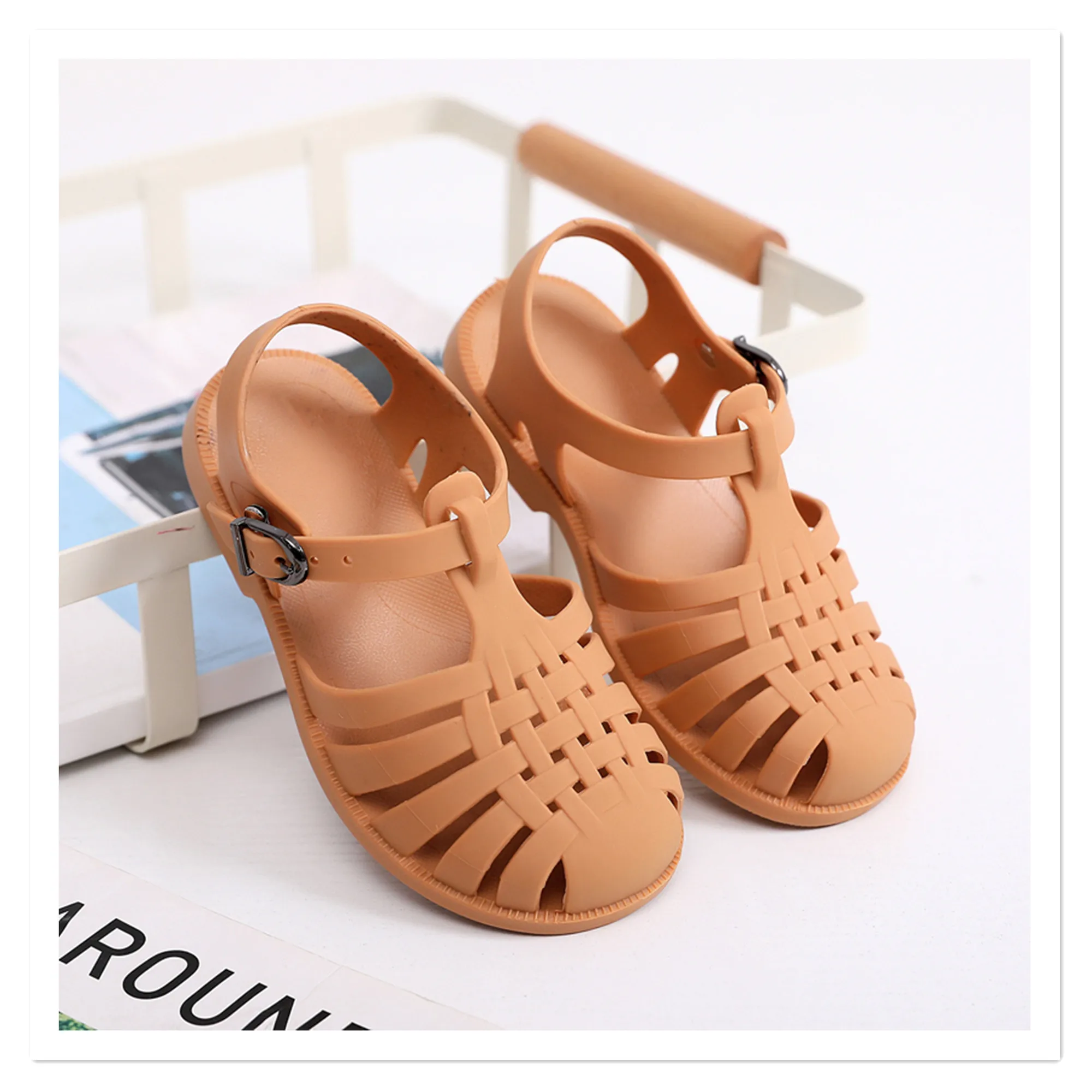 Baotou Children's Sandals Spring and Summer Boys and Girls' Soft Sole Hollow Hole Shoes Flat Bottom Jelly Shoes Baby Walking Sho