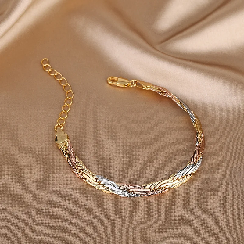 Jewelry Retro Elegant Niche Design Necklace All-Match Electroplated Colored Gold Woven Hemp Flowers Chain Suit