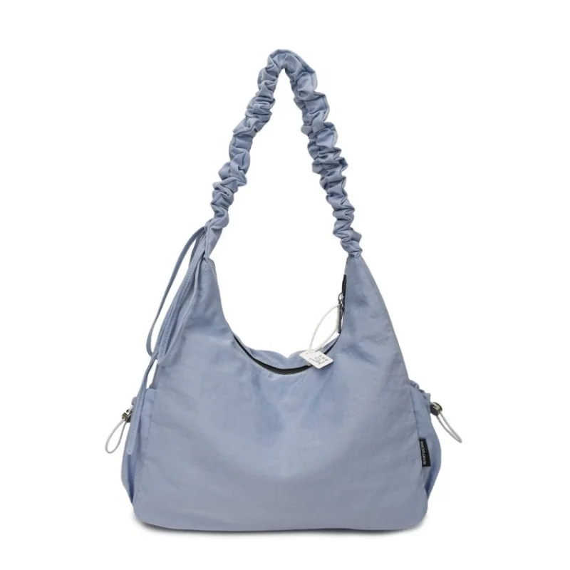 

Винтажная кожаная сумка-мессенджер с ремешком через плечо и несколькими карманами, практичная