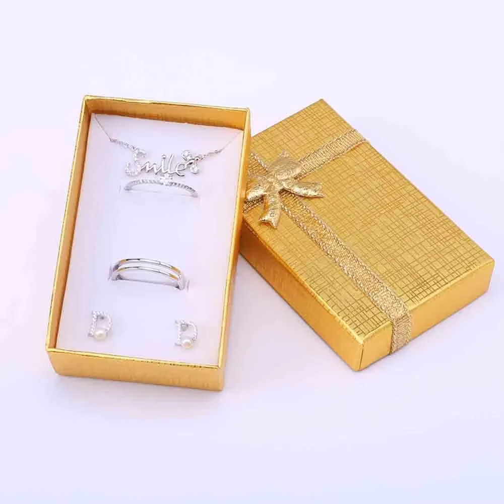

10Pcs 5x8x2.5cm Gift Cardboard Boxes with Sponge Liner, Portable Jewelry Cases for Pendants Necklaces Earrings and Rings