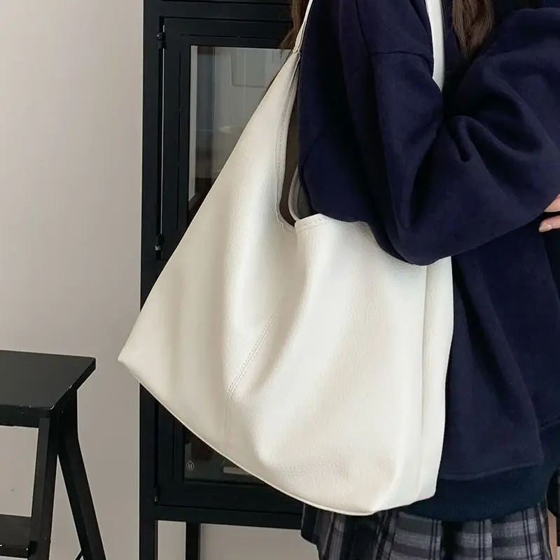 

TRSYPHXM Underarm bag, women's summer 2024 new Korean version tote bag, student class large capacity shoulder bag, commuting bag