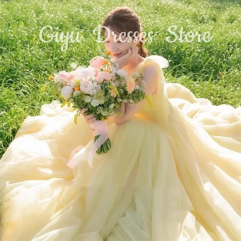 

Giyu 2025 Princess Yellow A Line Soft Tulle Wedding Dresses Korea Photoshoot Straps Corset Back Sweep Train Evening Party Gowns