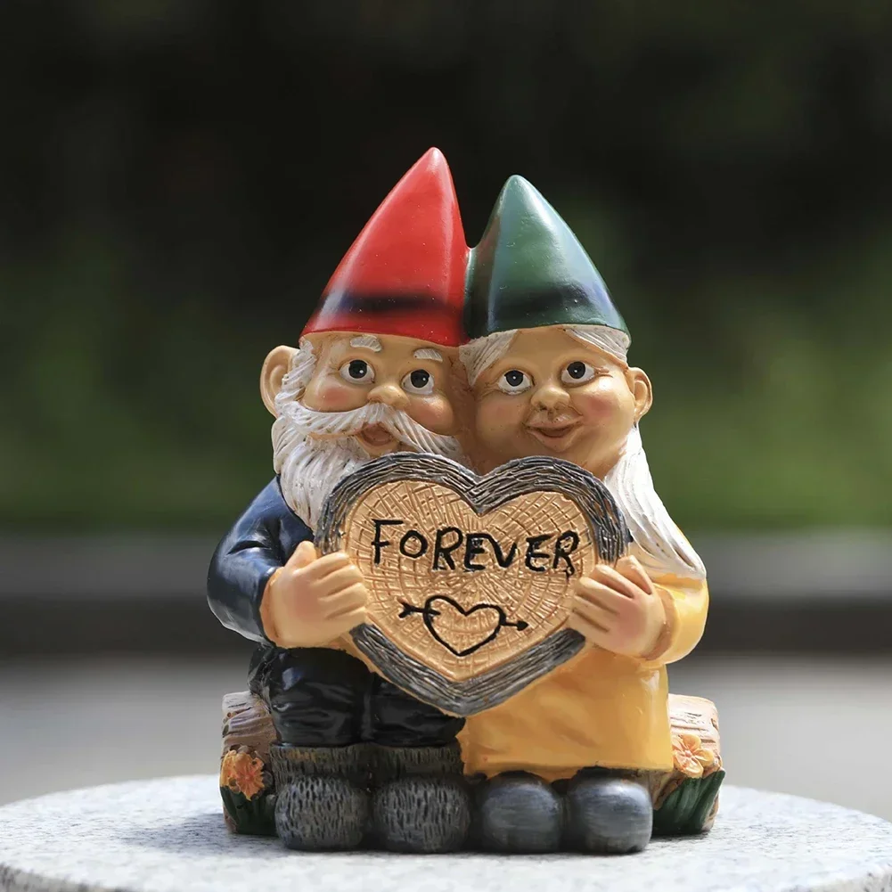 Gnome Statue Cute Romantic Home Garden Decor with Heart-Shaped Forever Gnome Couple in Love Collectible Figurine Romantic Statue