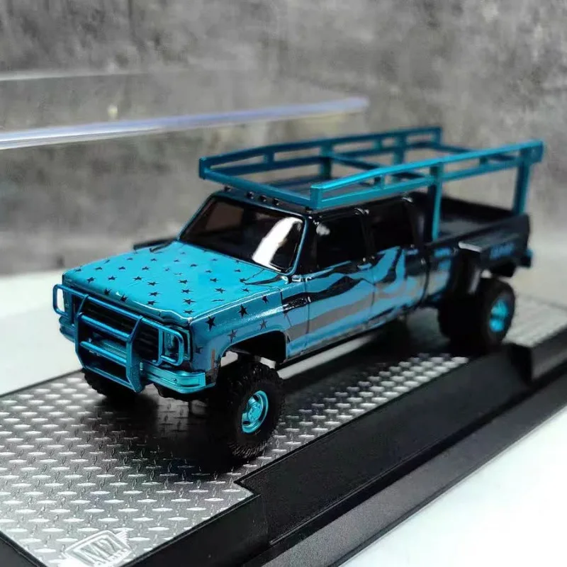 

Имитационная модель автомобиля из сплава. Коллекция готовых продуктов. Орнамент. Совершенно новая модель автомобиля с упаковкой.