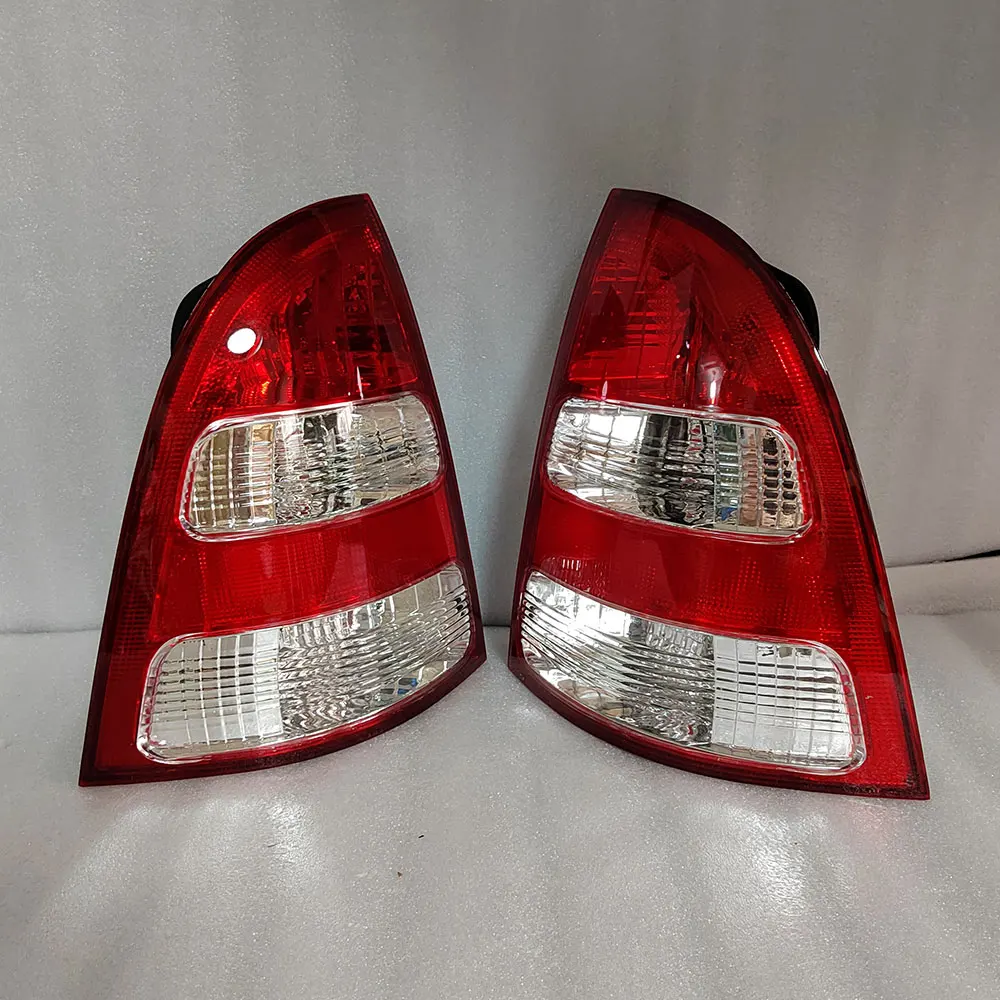 2Pcs Car Tail Lamp Turn Signal Brake Lights 81550-13460 For Toyota Corolla Fielder NZE120 NZE124 CE121 ZZE122 2000 to 2007