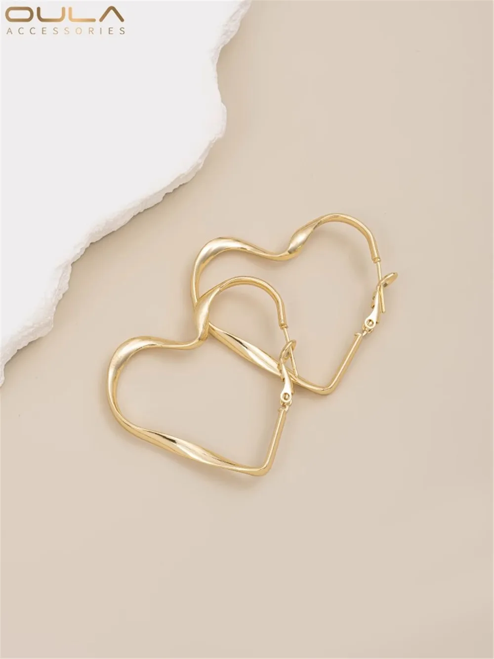 14K Gold-Color Plated Fashion Twisted Ribbon Heart-shaped Earrings 925 Silver Needle Love Spring Buckle Earrings