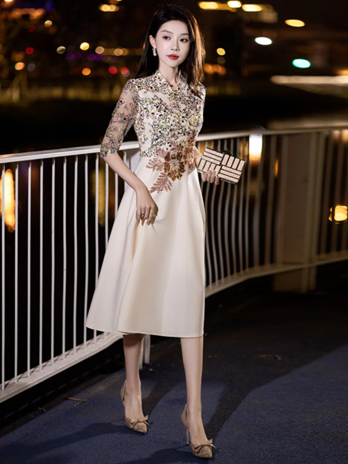 

Champagne Color Mother of the Bride Wedding Evening Gown Women's High-End Sensation Wearable Sequin Host Skirt