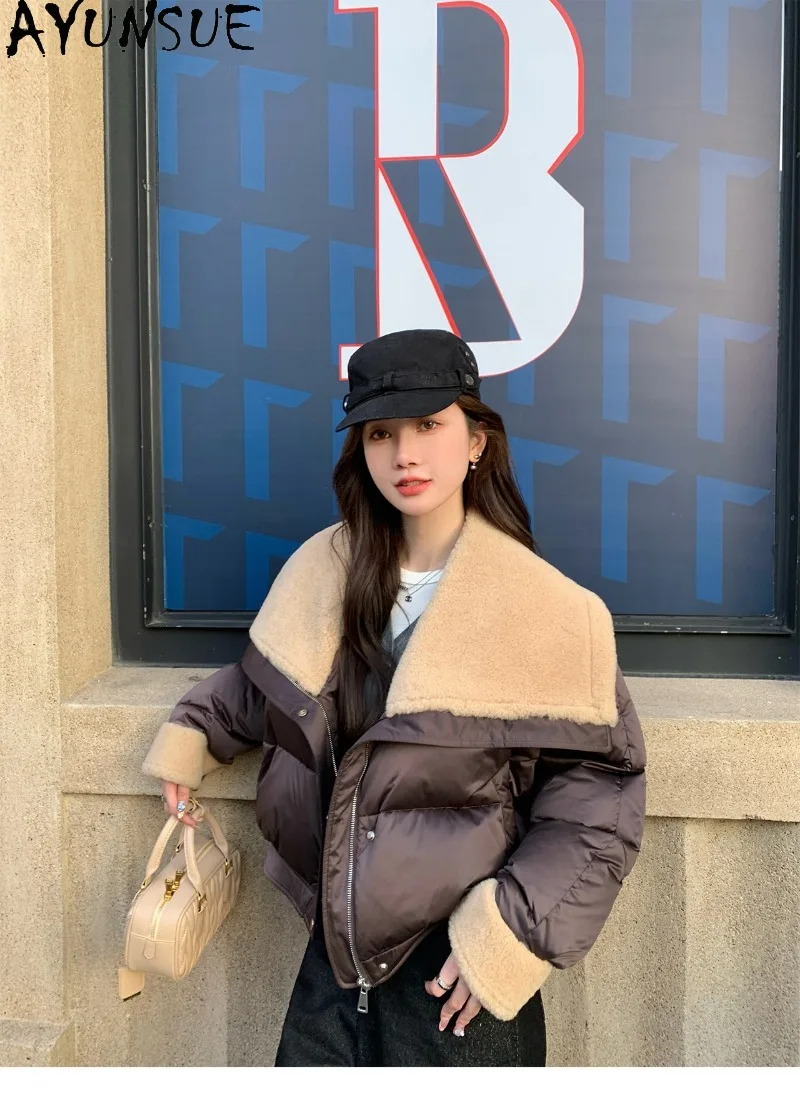 AYUNSUE Women Short 90% White Goose Down Coat Female Warm Winter Clothes Genuine Fur One Piece Lapel Outerwear Down Jacket 2026
