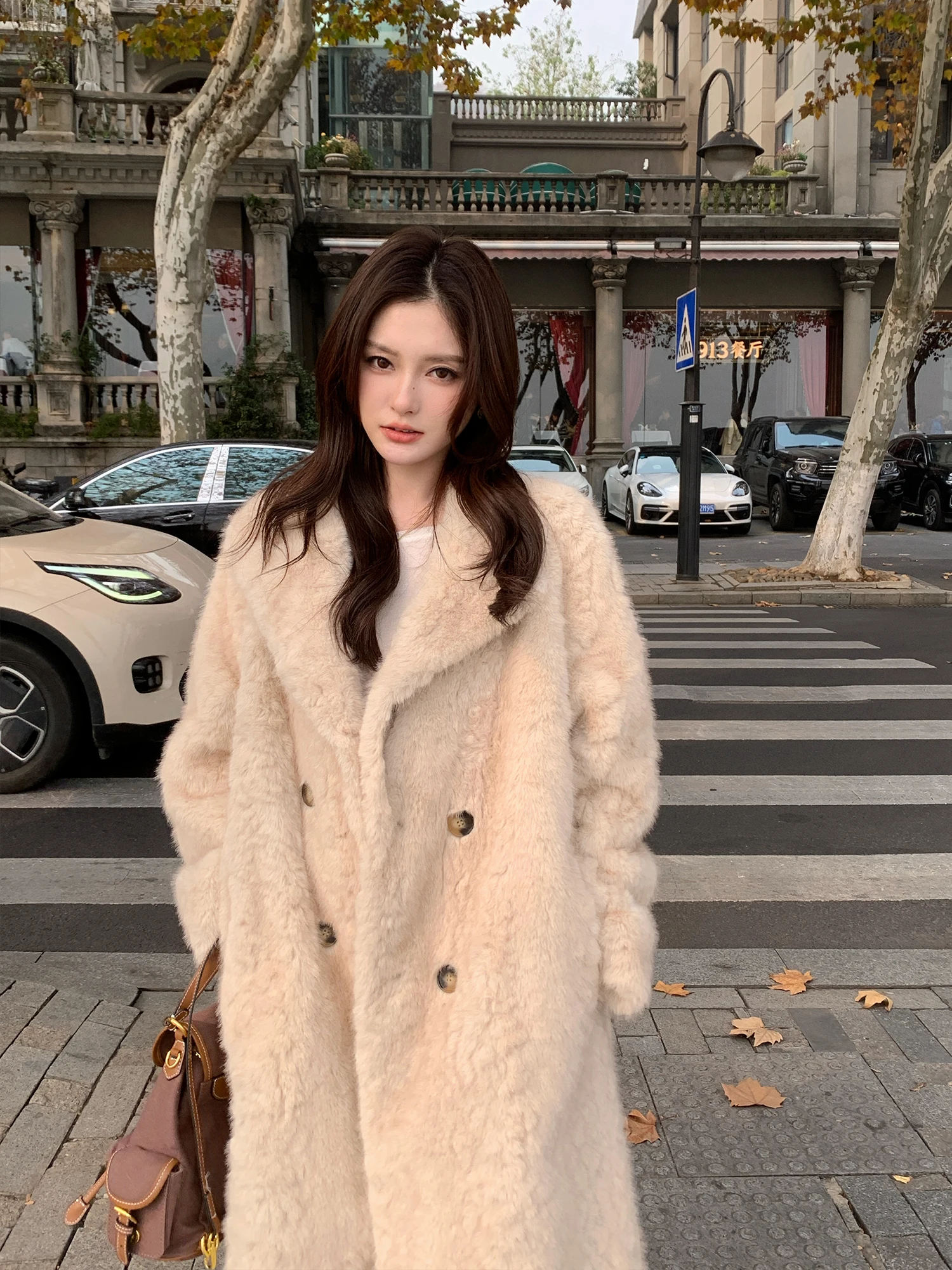 

Корейское длинное свободное женское пальто из искусственного меха под овчину, мягкое на ощупь, экологичное, из искусственной кожи, для зимних вечерних выходов на улицу