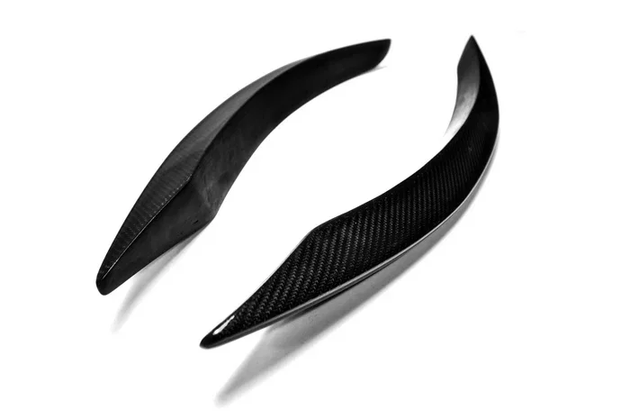 Car Accessories For Benz W117 CLA 2014 PE Style Carbon Fiber Front Bumper Canard Glossy Finish Racing Splitter Lip Kit Craw Trim