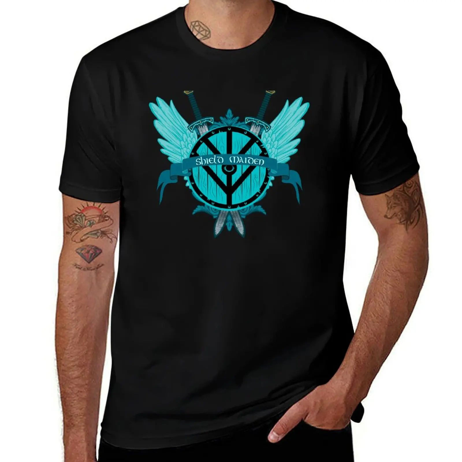 

Футболка Shield Maiden Badass Warrior Woman Winged Teal Viking Shield, футболка на заказ, мужские футболки